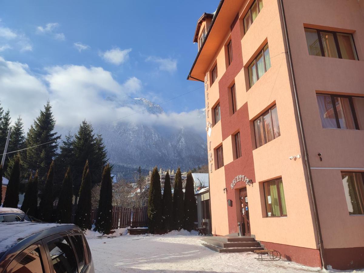 Hotel Iri بوستين المظهر الخارجي الصورة