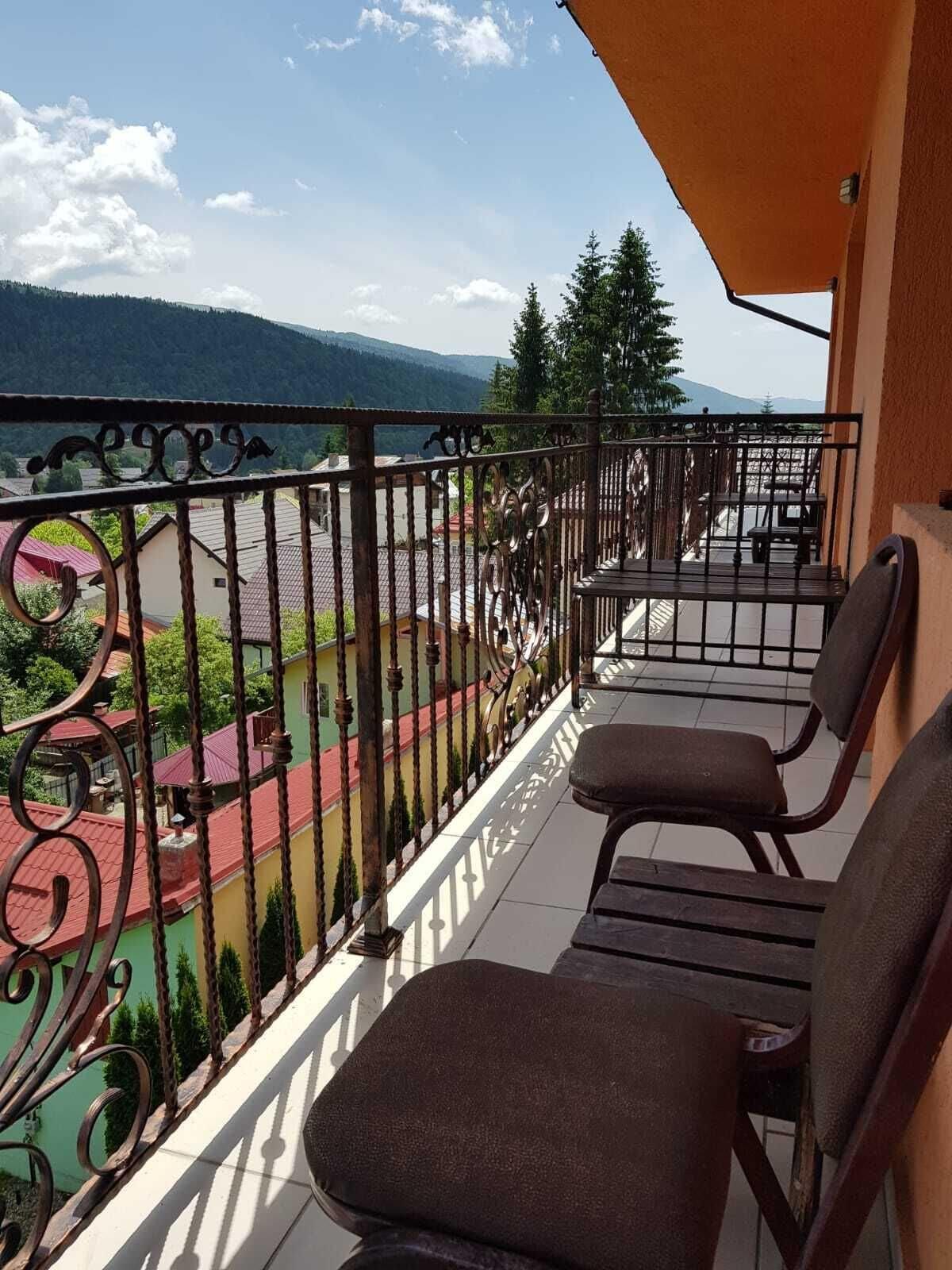 Hotel Iri بوستين المظهر الخارجي الصورة