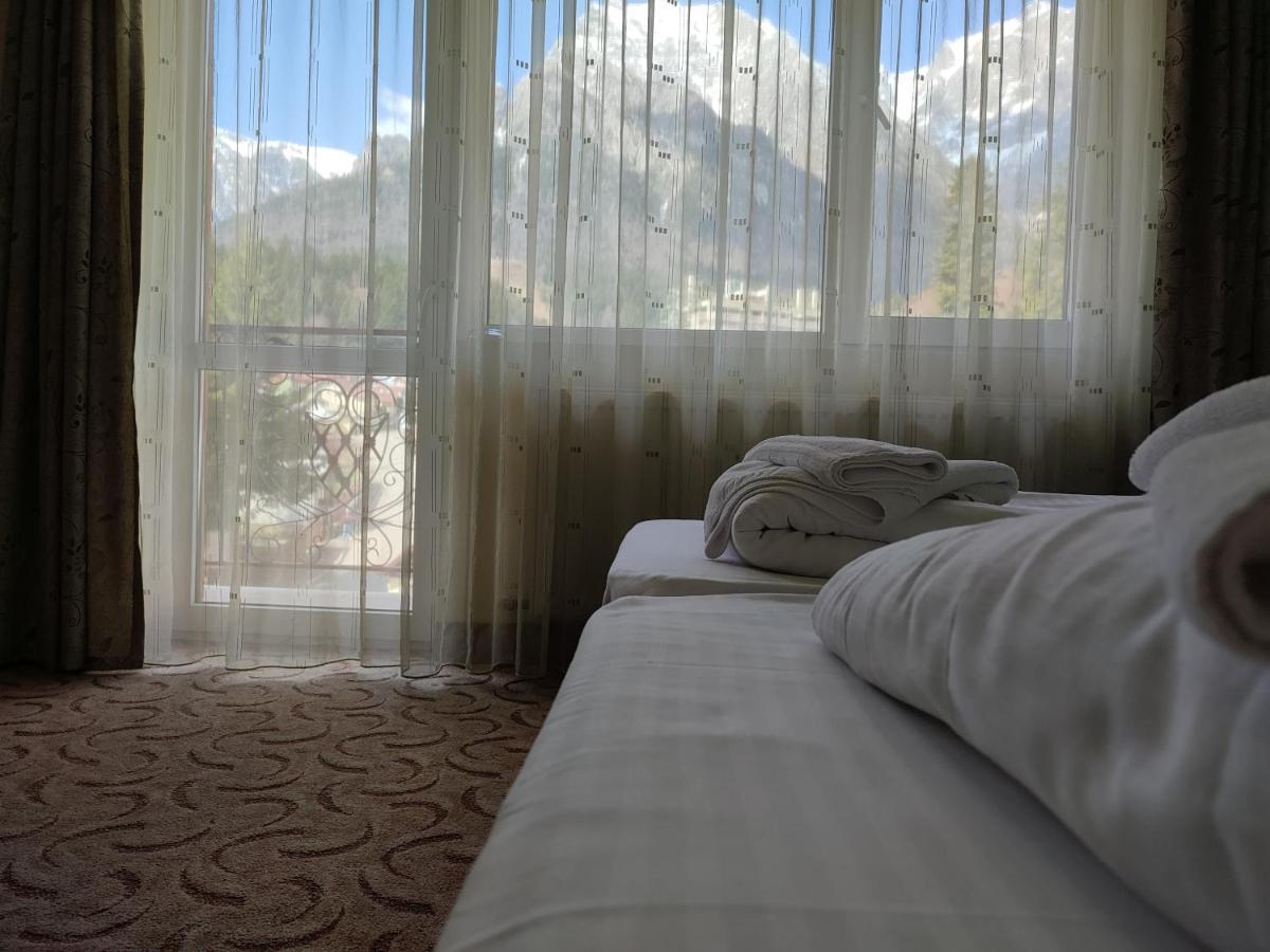 Hotel Iri بوستين المظهر الخارجي الصورة